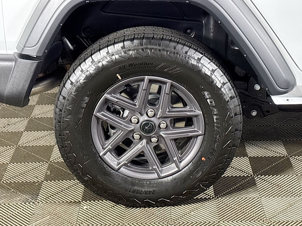 New 2026 Bright White Clear-Coat Exterior Paint Jeep Sport S image 22