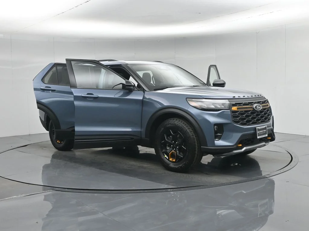 New 2026 Blue Ford Tremor image 35