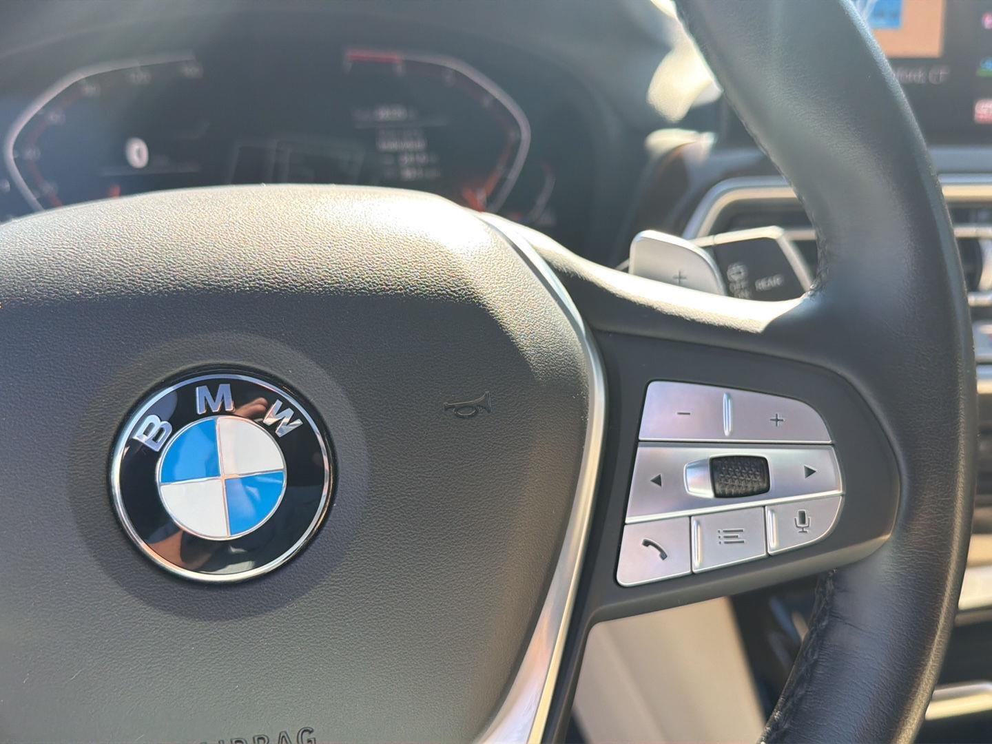 Used 2022 Jet Black BMW xDrive30i image 21