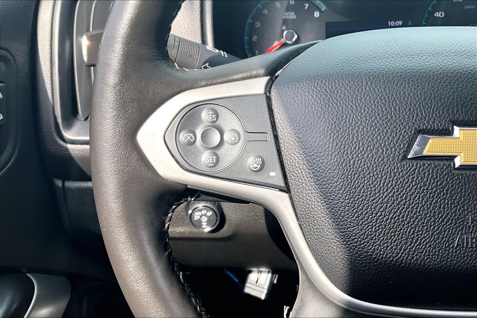 Used 2019 Black Chevrolet 4WD ZR2 image 34