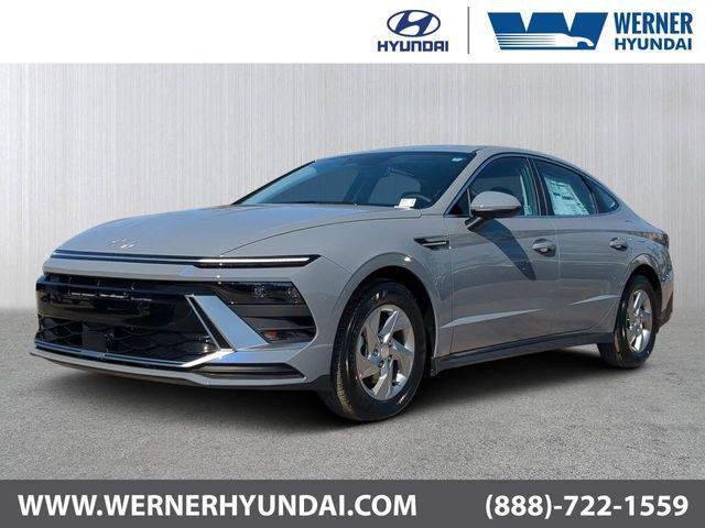 2026 Hyundai Sonata SE's photo