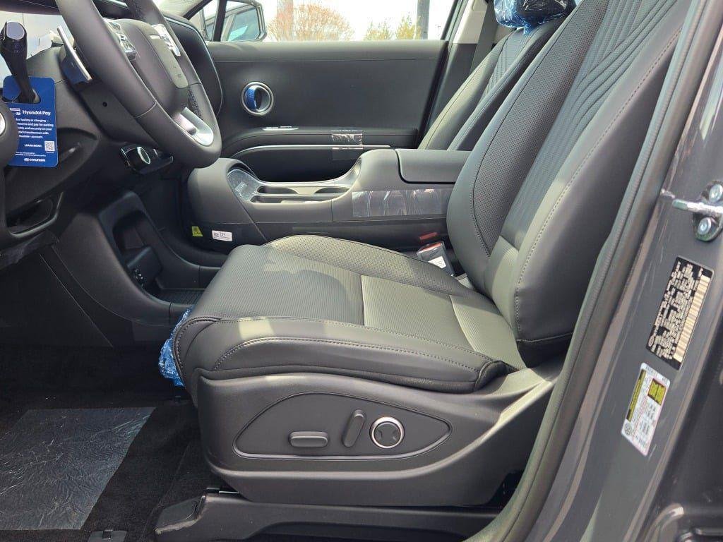 New 2026 Ecotronic Gray Pearl Hyundai SEL 7P image 25