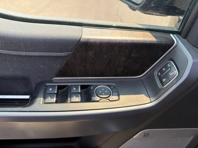 Used 2021 Blue Metallic Ford LARIAT image 15