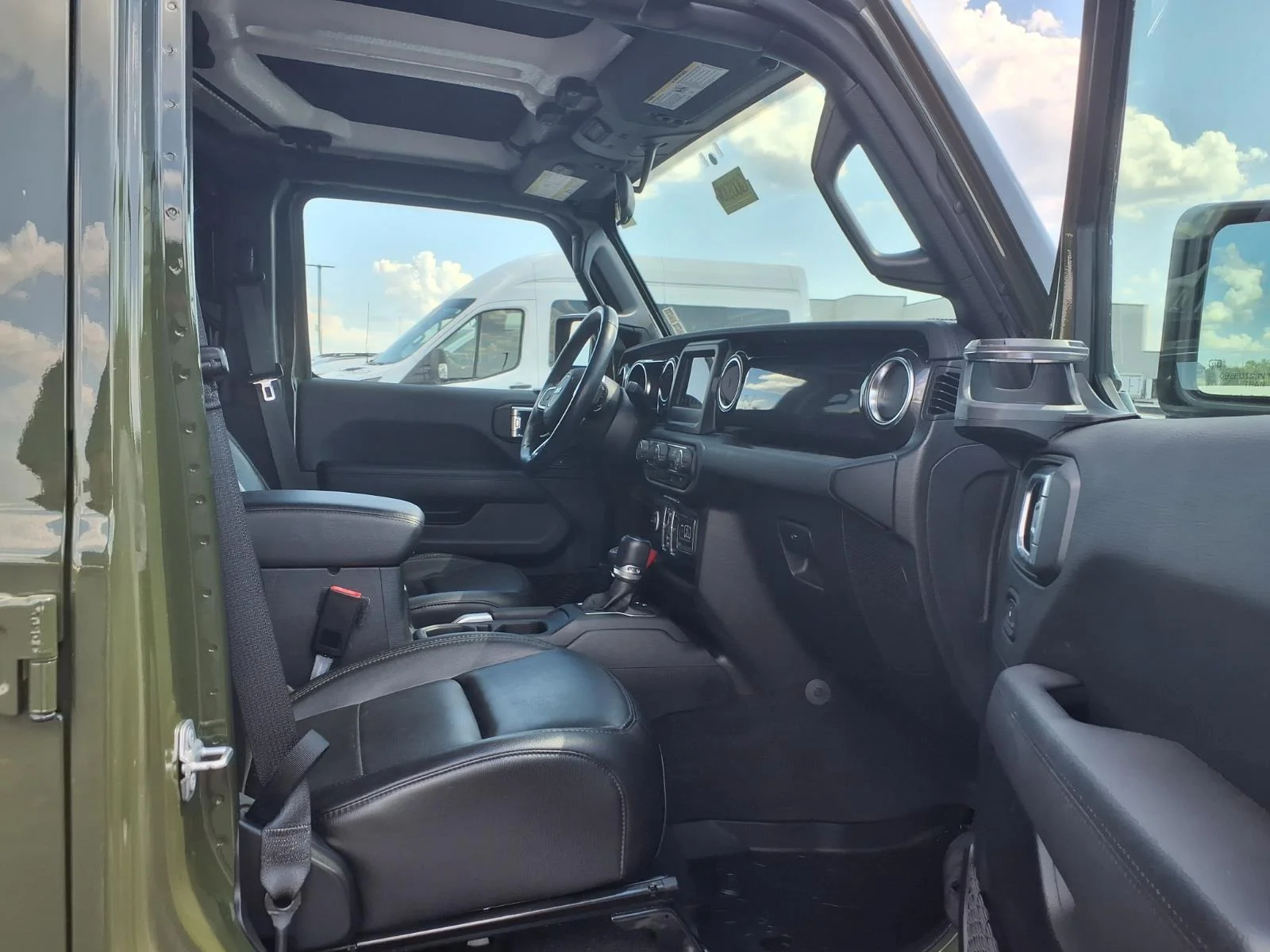 Used 2021 Sarge Green Clearcoat Jeep Unlimited Sahara Altitude image 26