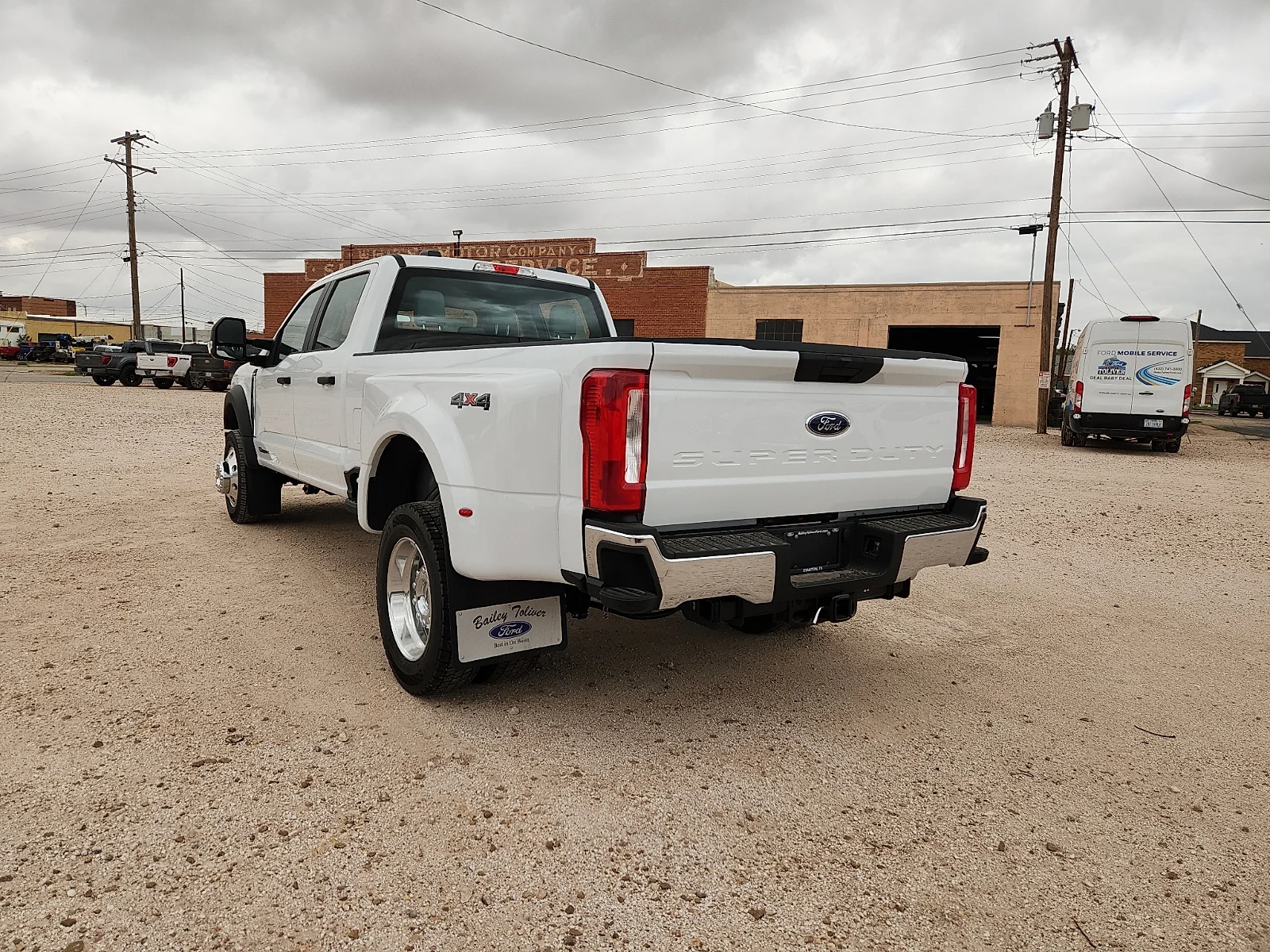 New 2026 Oxford White Ford F-450® XL image 5