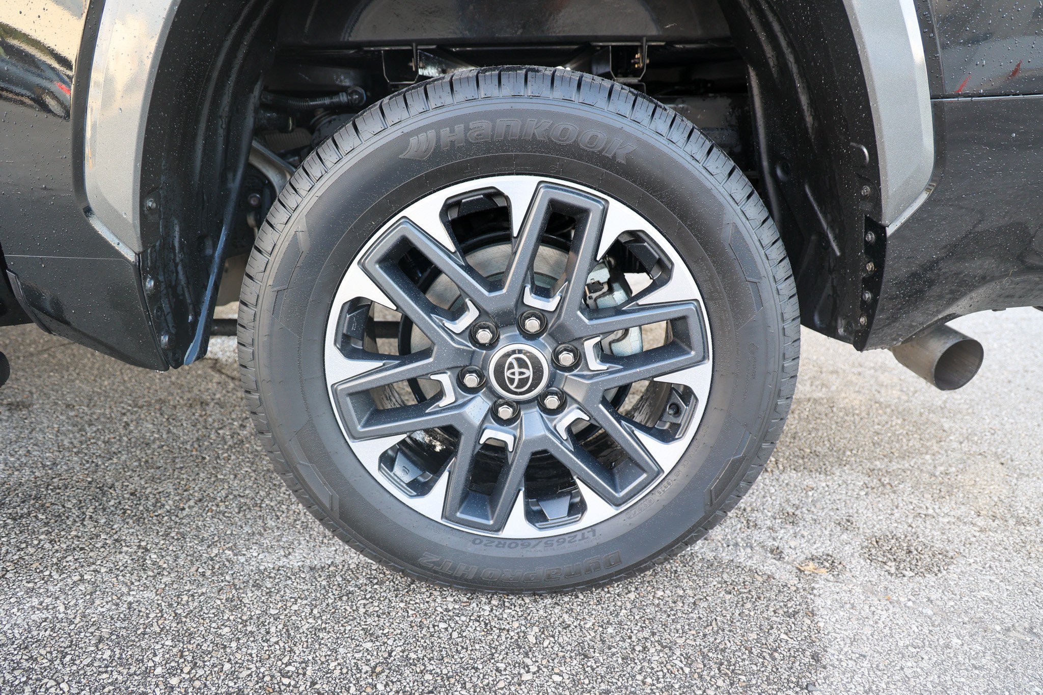 Used 2022 MIDNIGHT BLACK ME Toyota Limited image 15