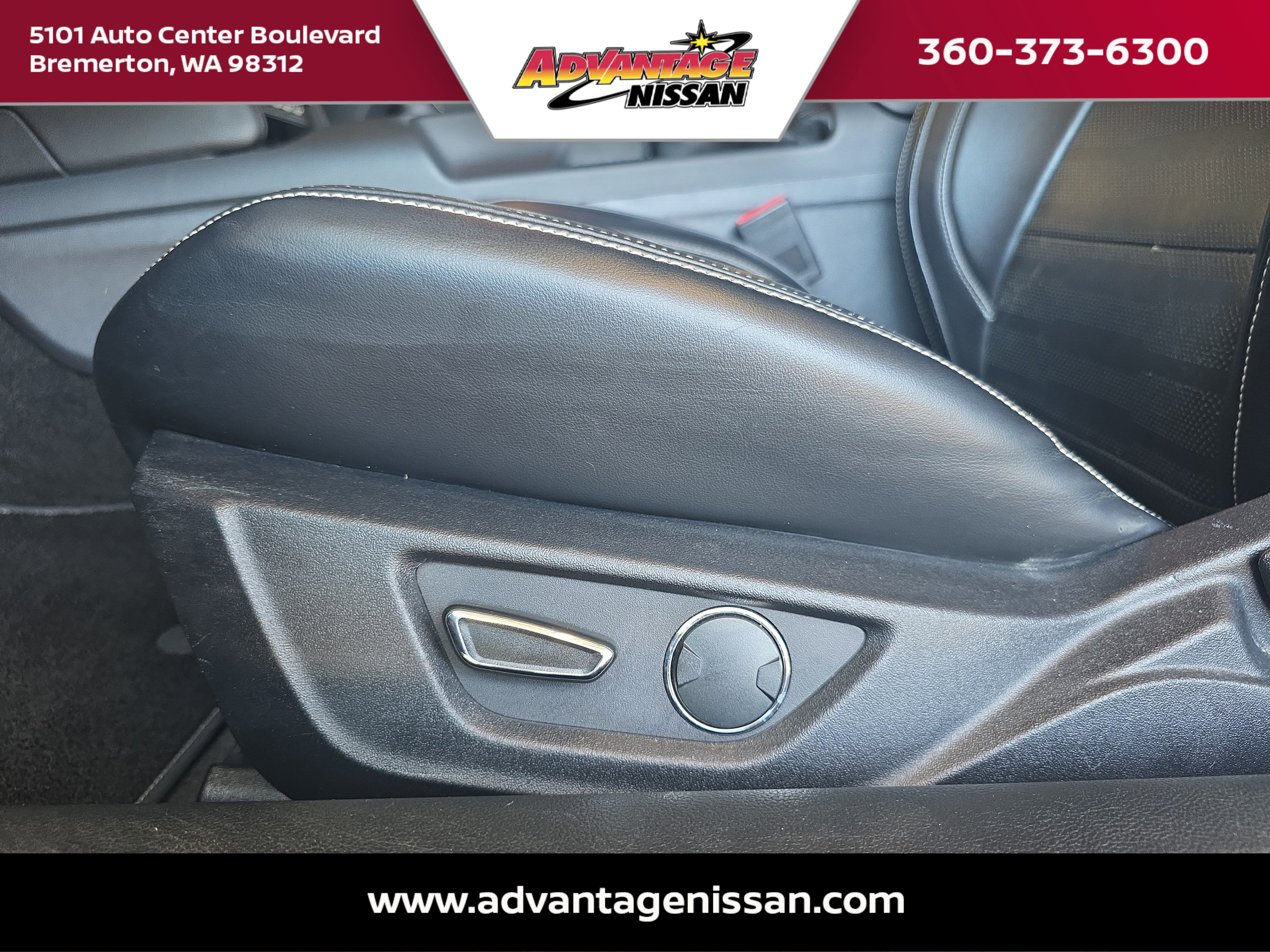 Used 2015 Black Ford GT Premium image 12