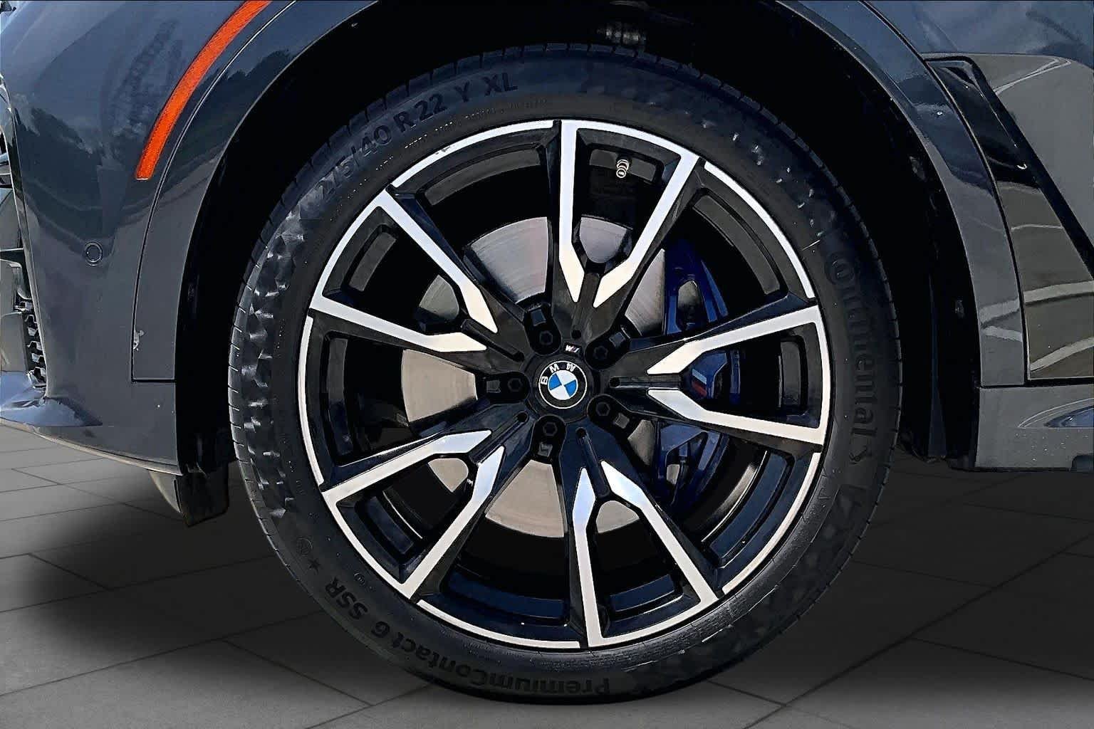 Used 2019 Arctic Gray Metallic BMW xDrive50i image 10