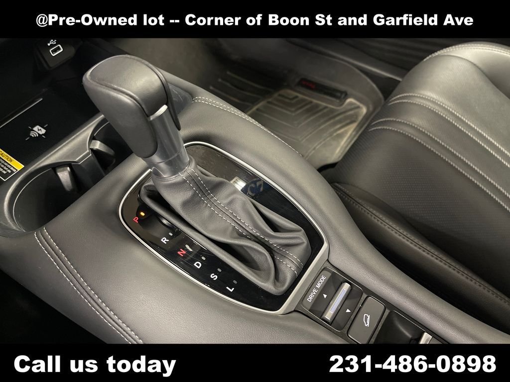 Used 2023  Honda EX-L image 26