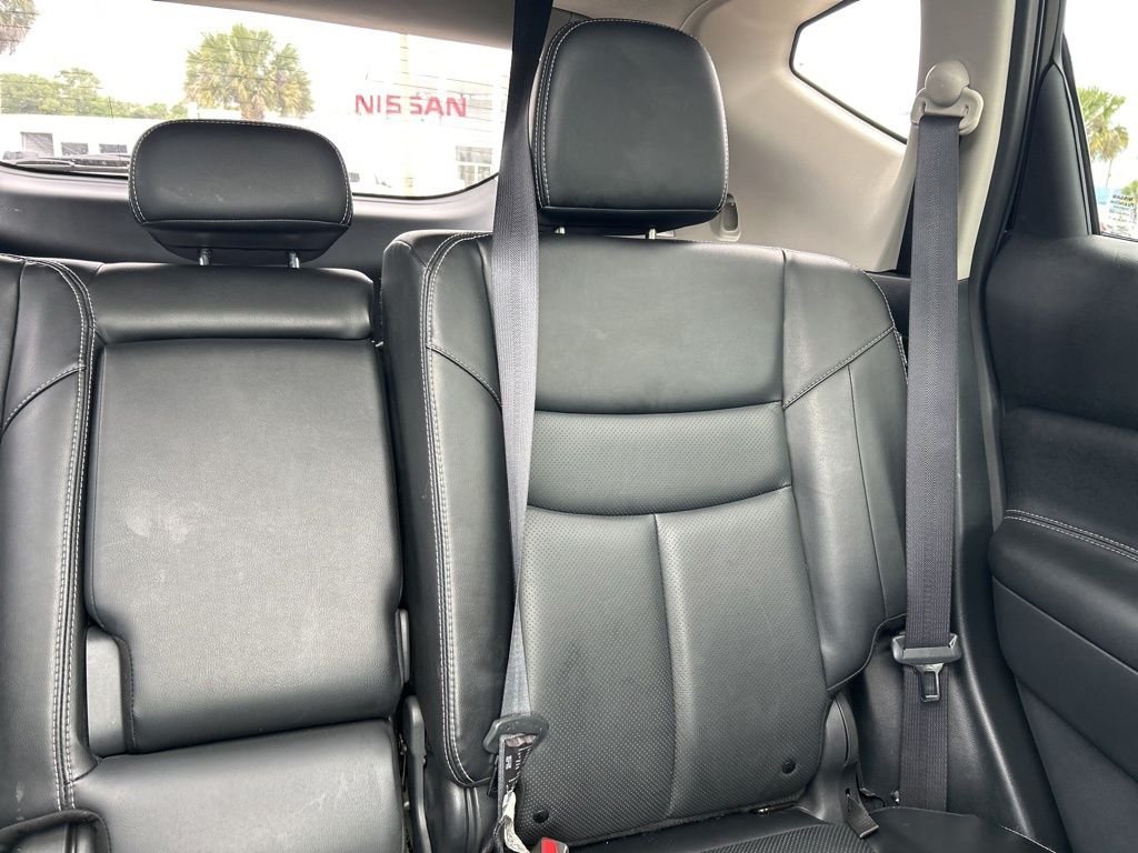Used 2024 Gray Nissan SL image 15