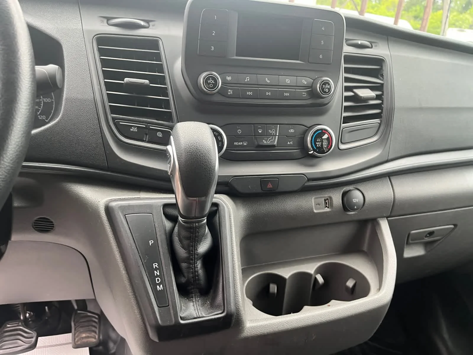 Used 2025 Oxford White Ford  image 17