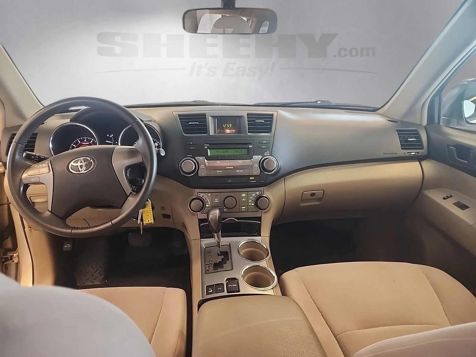Used 2009  Toyota Base image 3