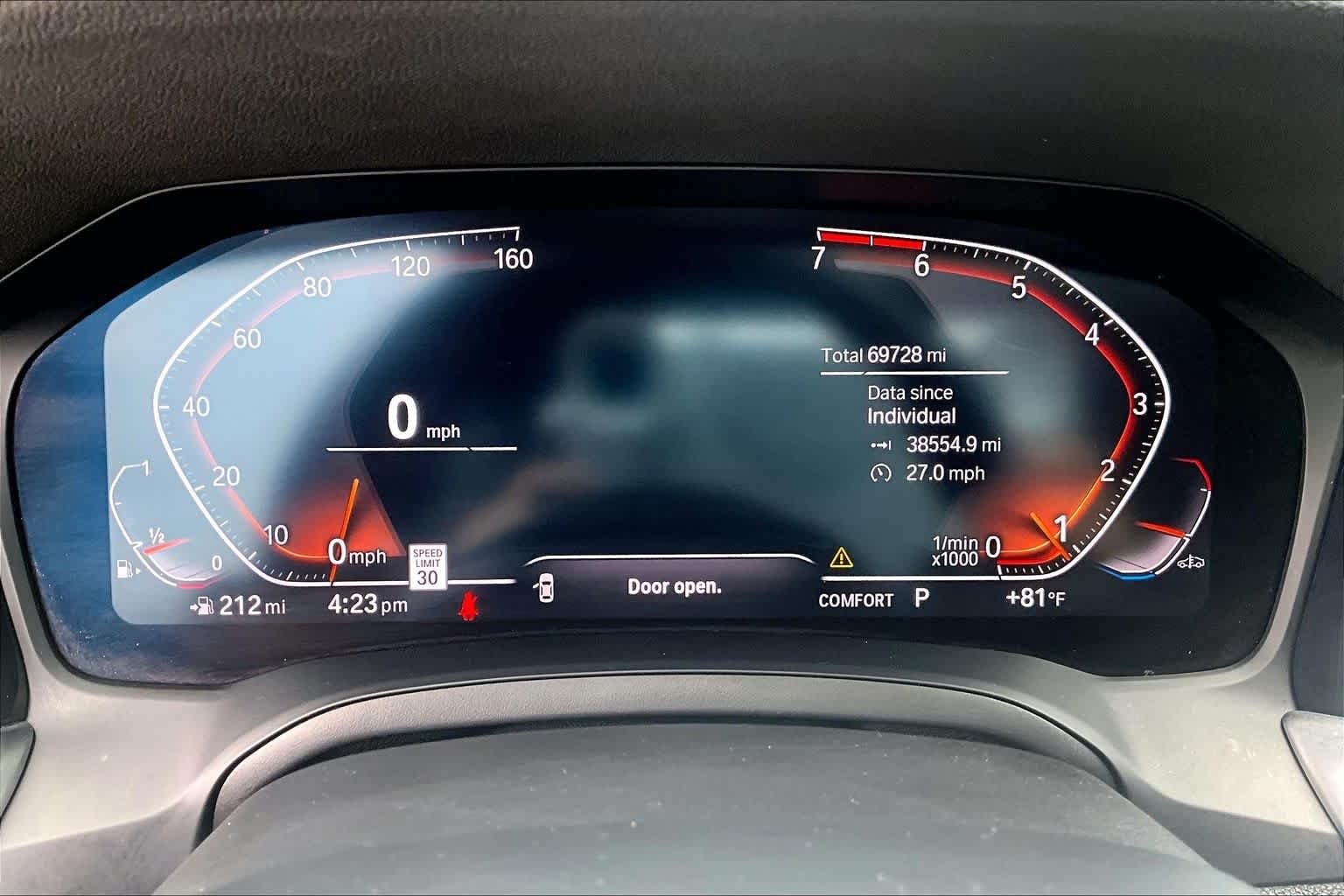 Used 2020 Portimao Blue Metallic BMW 330i image 22