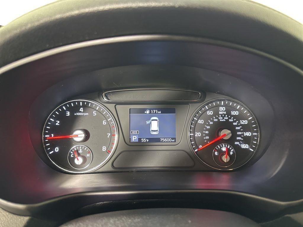 Used 2020 Snow White Pearl Kia LX image 25