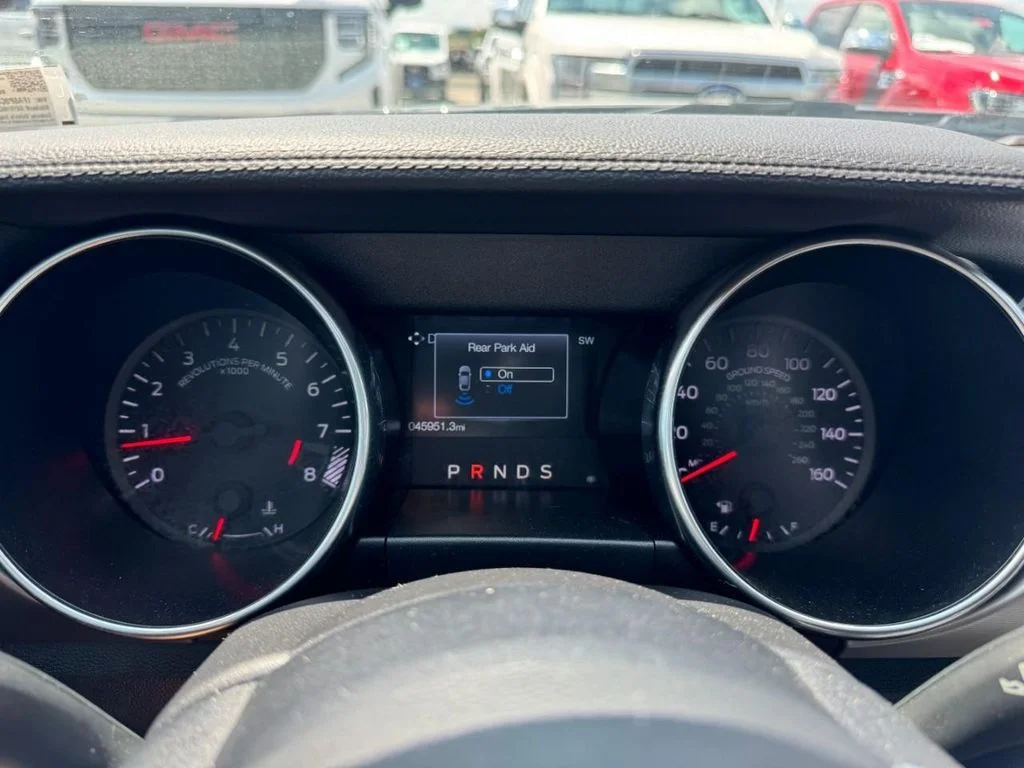 Used 2019 Magnetic Metallic Ford GT Premium image 21