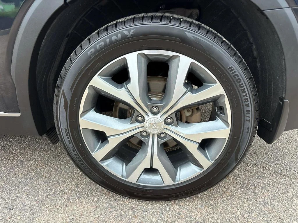 Used 2020 White Hyundai SEL image 8