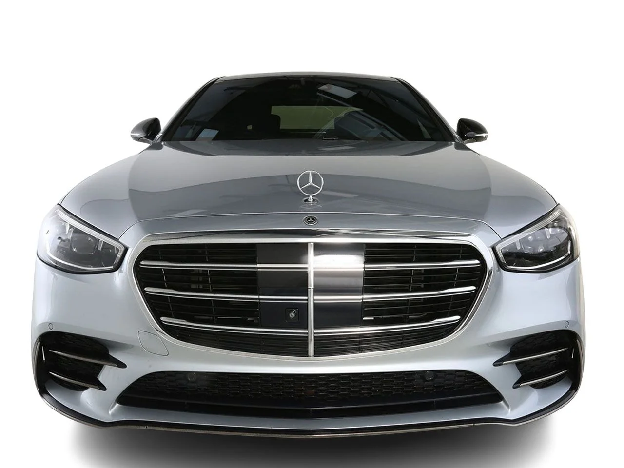 Used 2023 Silver Mercedes-Benz S 500 image 2