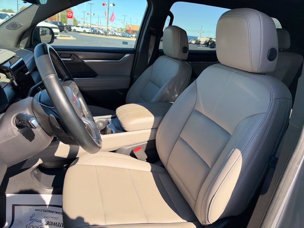 Used 2026 Silver GMC Elevation image 13