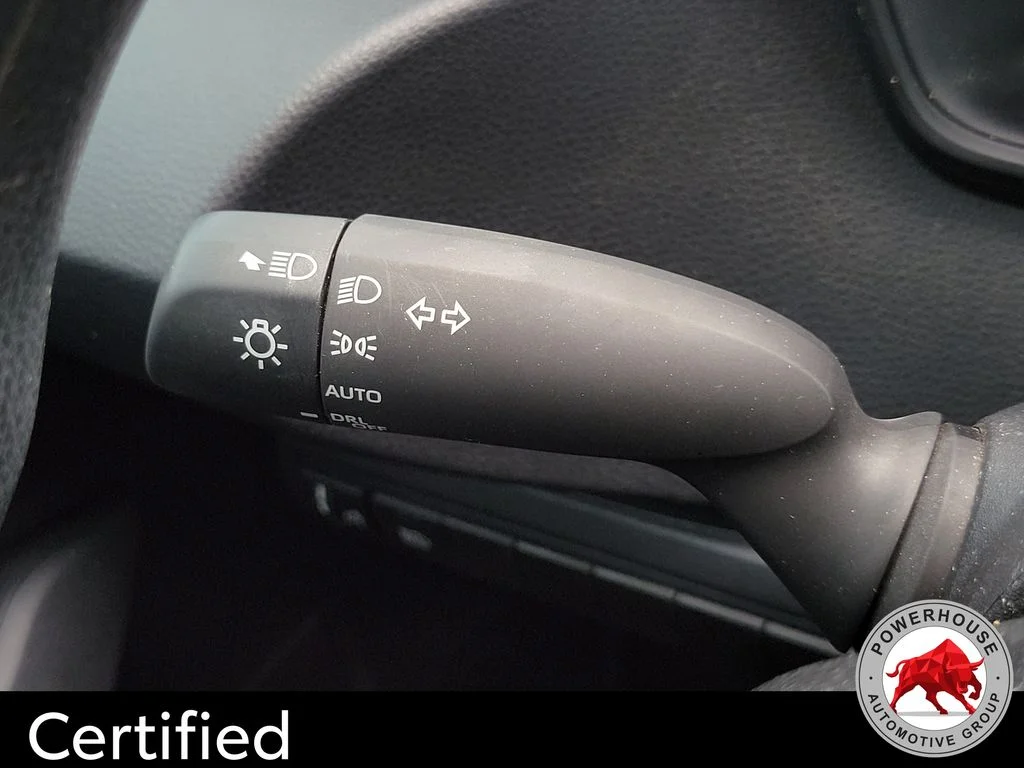 Used 2025 White Toyota LE image 28