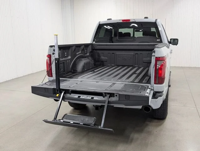 New 2026 Avalanche Ford XLT image 55