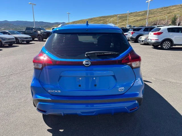 Used 2022 Electric Blue Metallic Nissan SV image 9