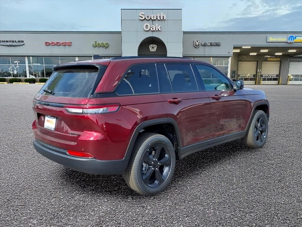 Used 2025 Red Jeep Limited image 3