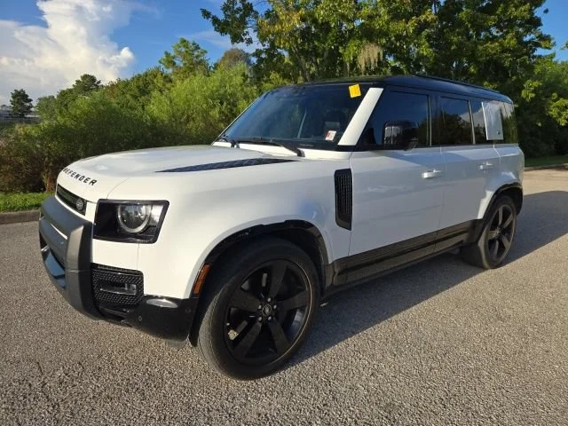 2024 Land Rover Defender X-Dynamic SE