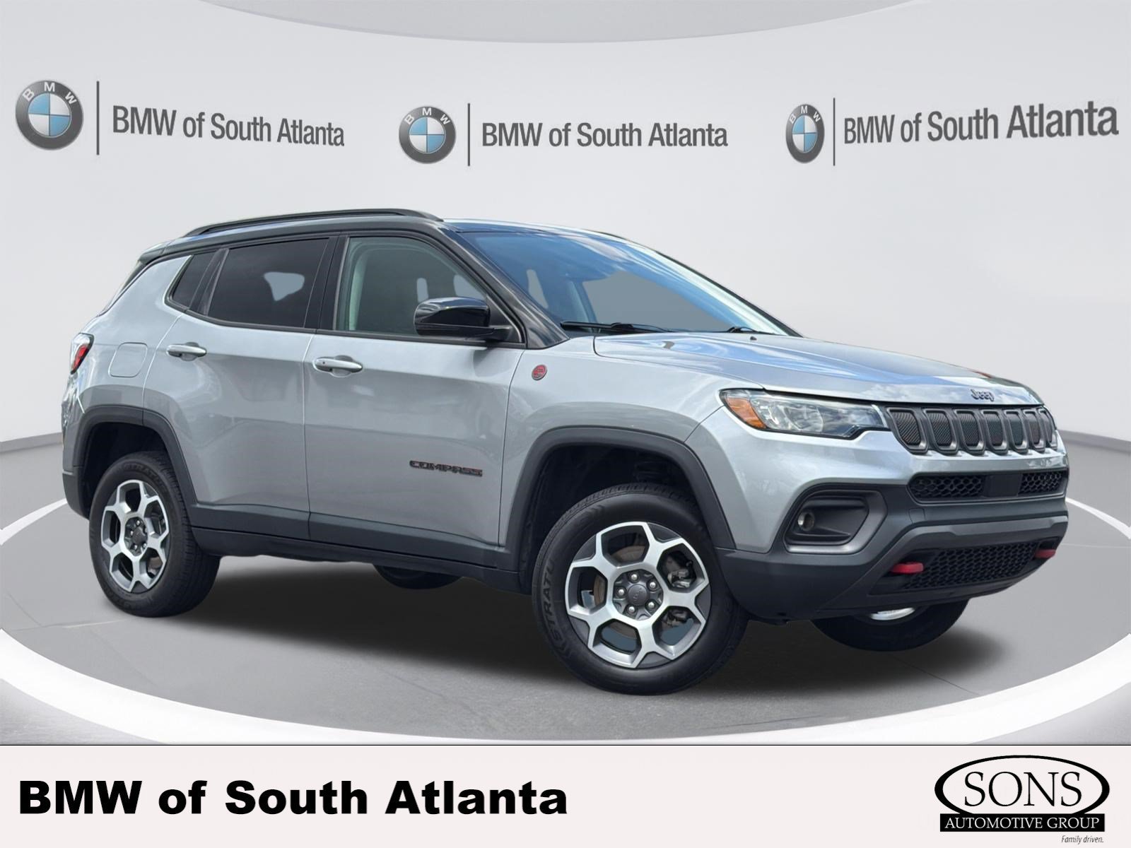 Used 2022 Billet Silver Metallic Clearcoat Jeep Trailhawk image 1