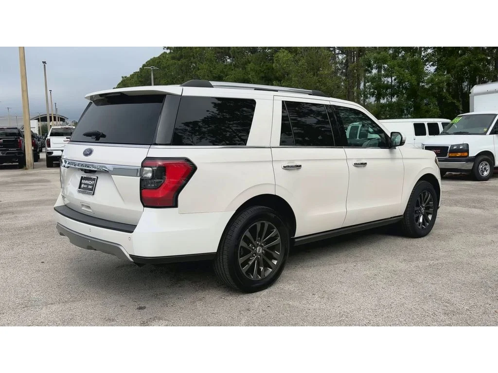 Used 2019 White Platinum Metallic Tri-Coat Ford Limited image 8