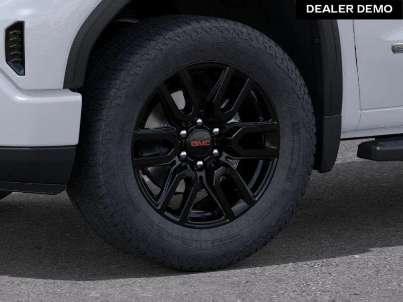 Used 2026  GMC Elevation image 9