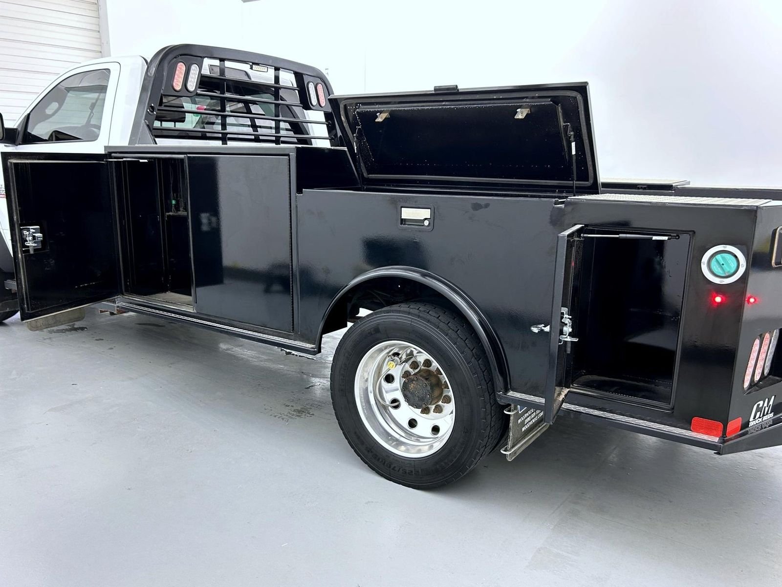 Used 2011 White Ram ST image 16