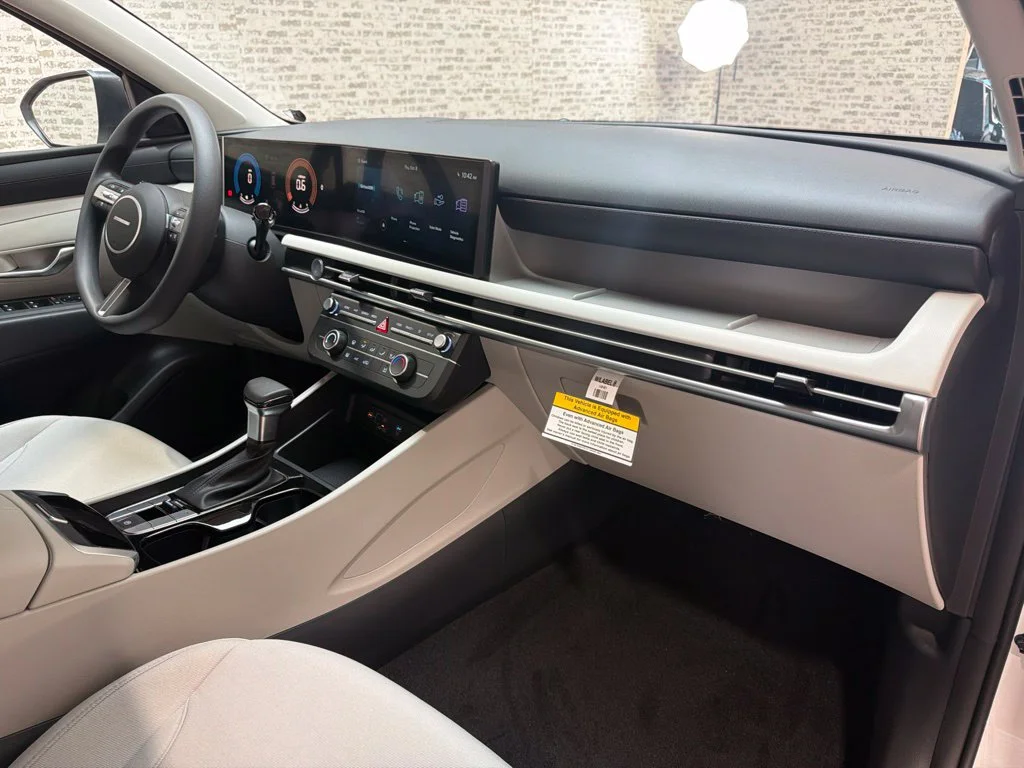 New 2026 Serenity White Pearl Hyundai SE image 12