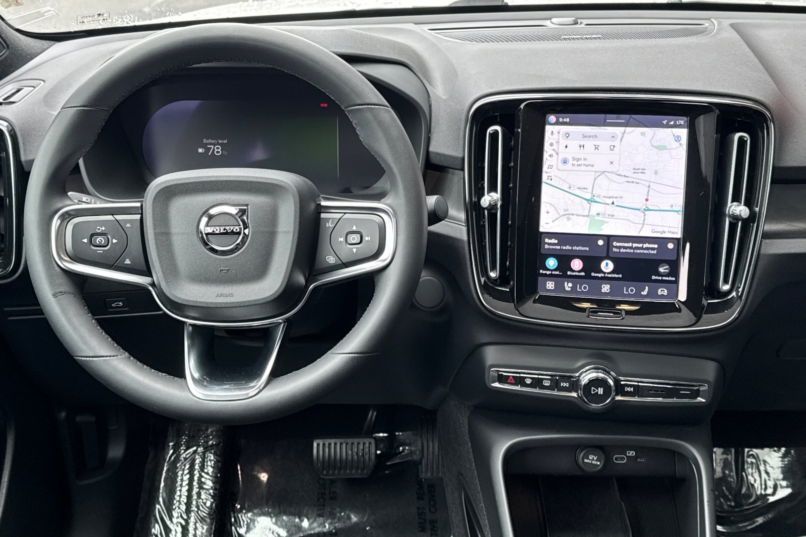 Used 2023 White Volvo Ultimate image 15