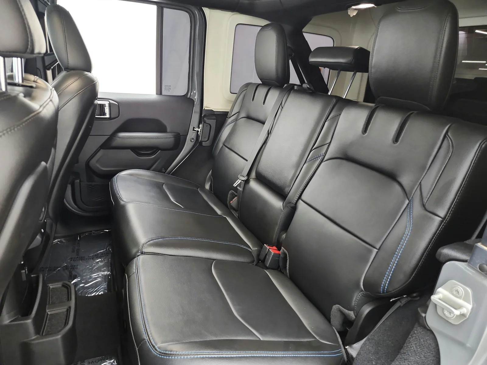 Used 2023 Sting-Gray Clearcoat Jeep Rubicon 4x4 image 13