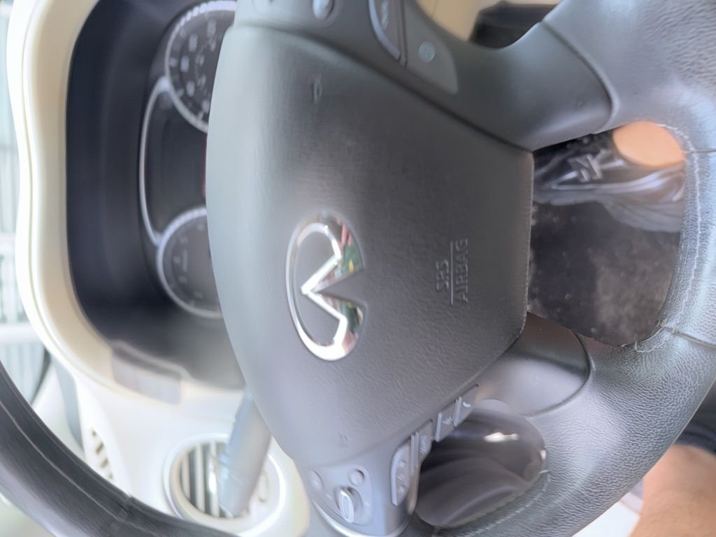 Used 2018 Blue INFINITI Base image 8
