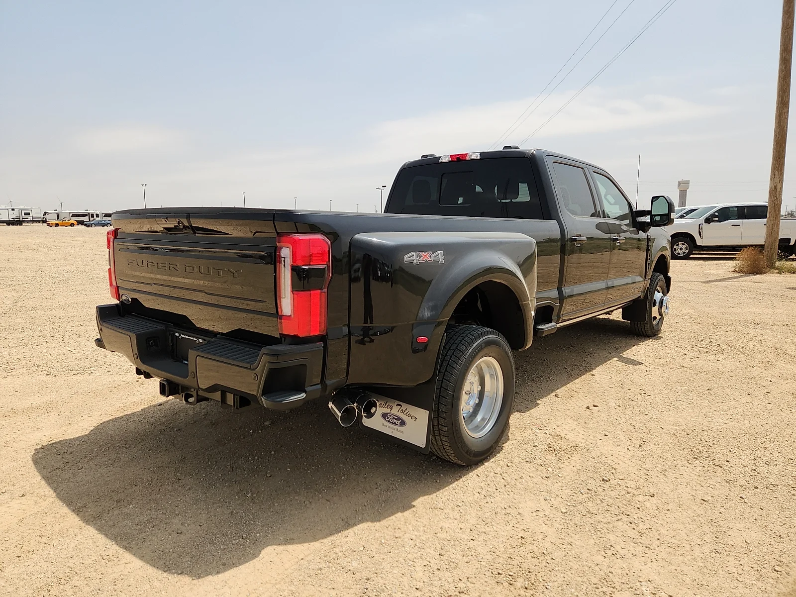 New 2026 Agate Black Metallic Ford F-350® Platinum® image 7