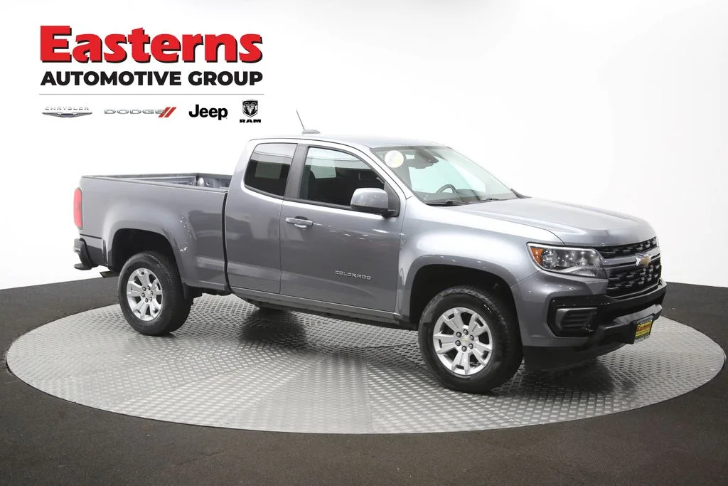 Used 2021 Gray Chevrolet LT image 45