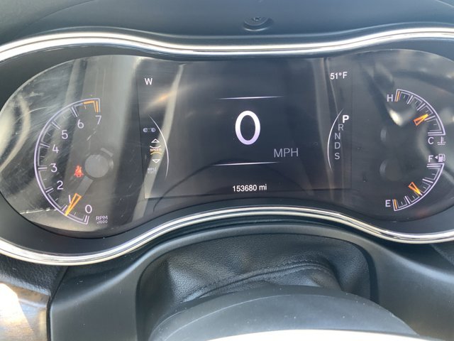 Used 2015 Brilliant Black Crystal Pearlcoat Jeep Limited image 31