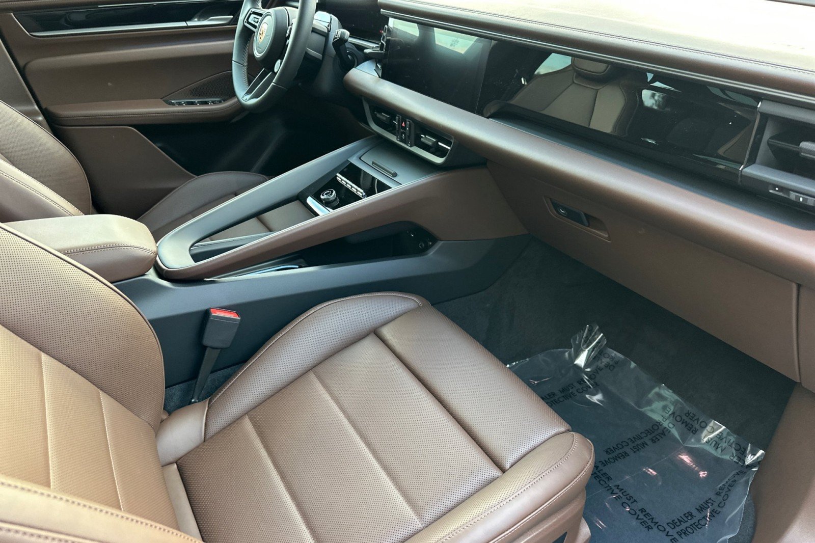 2026 Porsche Macan S - Photo 16