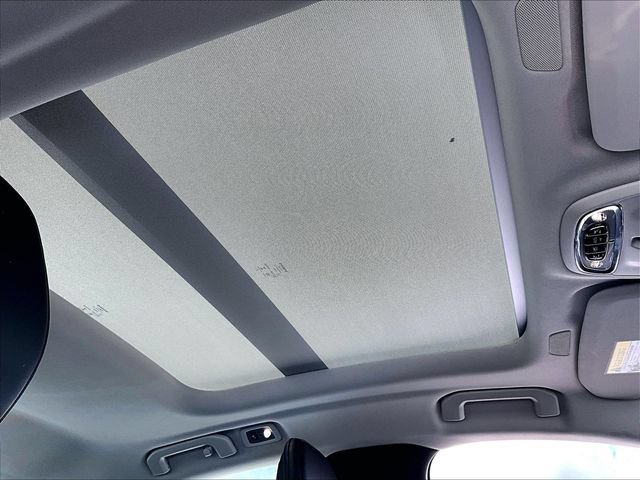 Used 2021 Gray Metallic Volvo T5 Momentum image 22