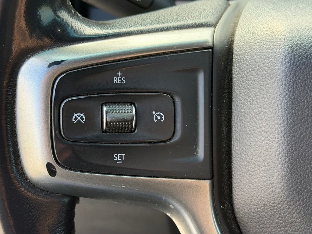 Used 2021 White Chevrolet LT image 21