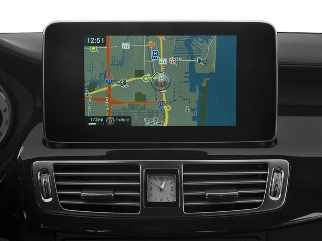 Used 2016 Gray Mercedes-Benz 4MATIC® image 19