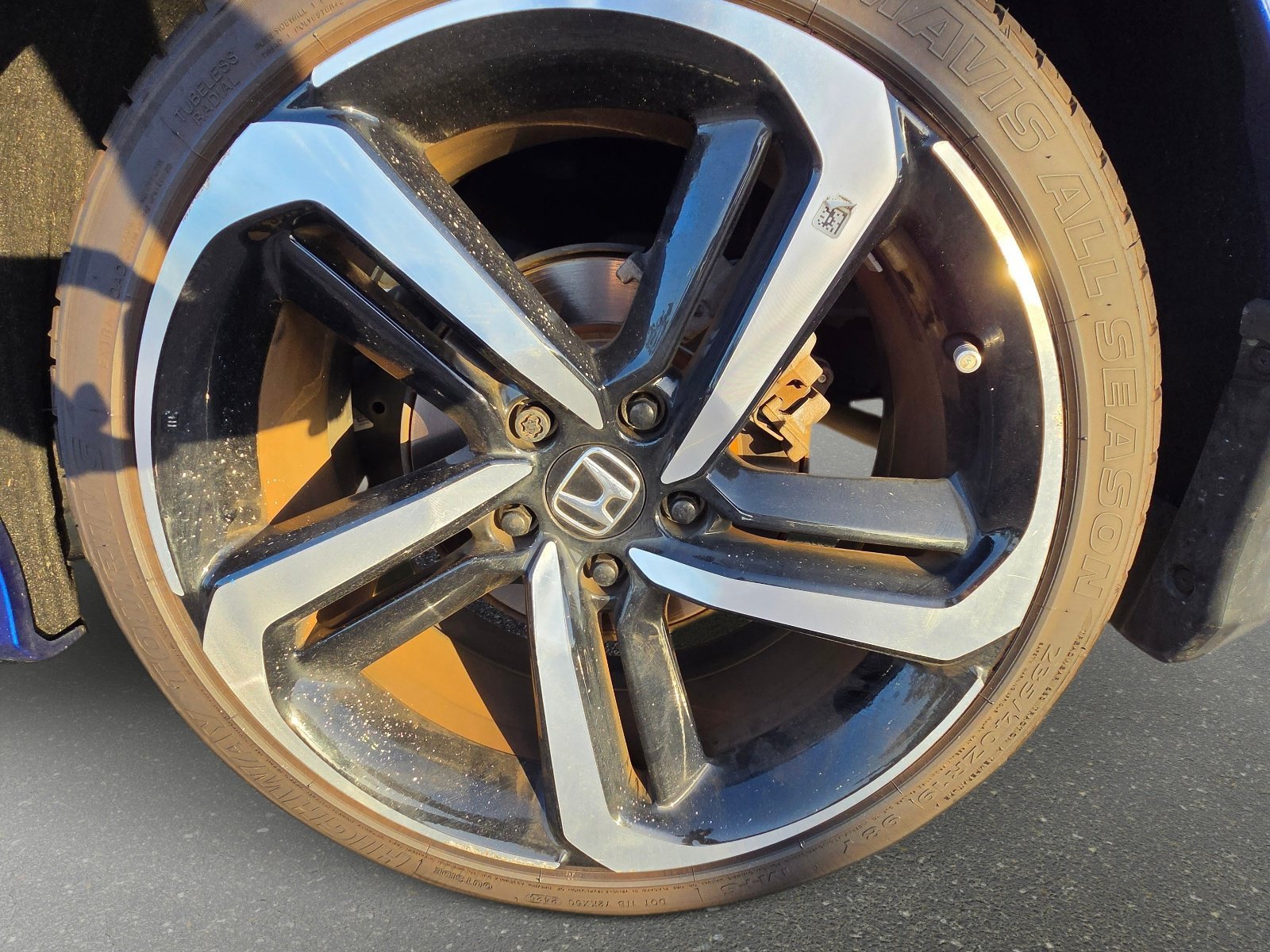 Used 2022 Still Night Pearl Honda Sport SE image 9