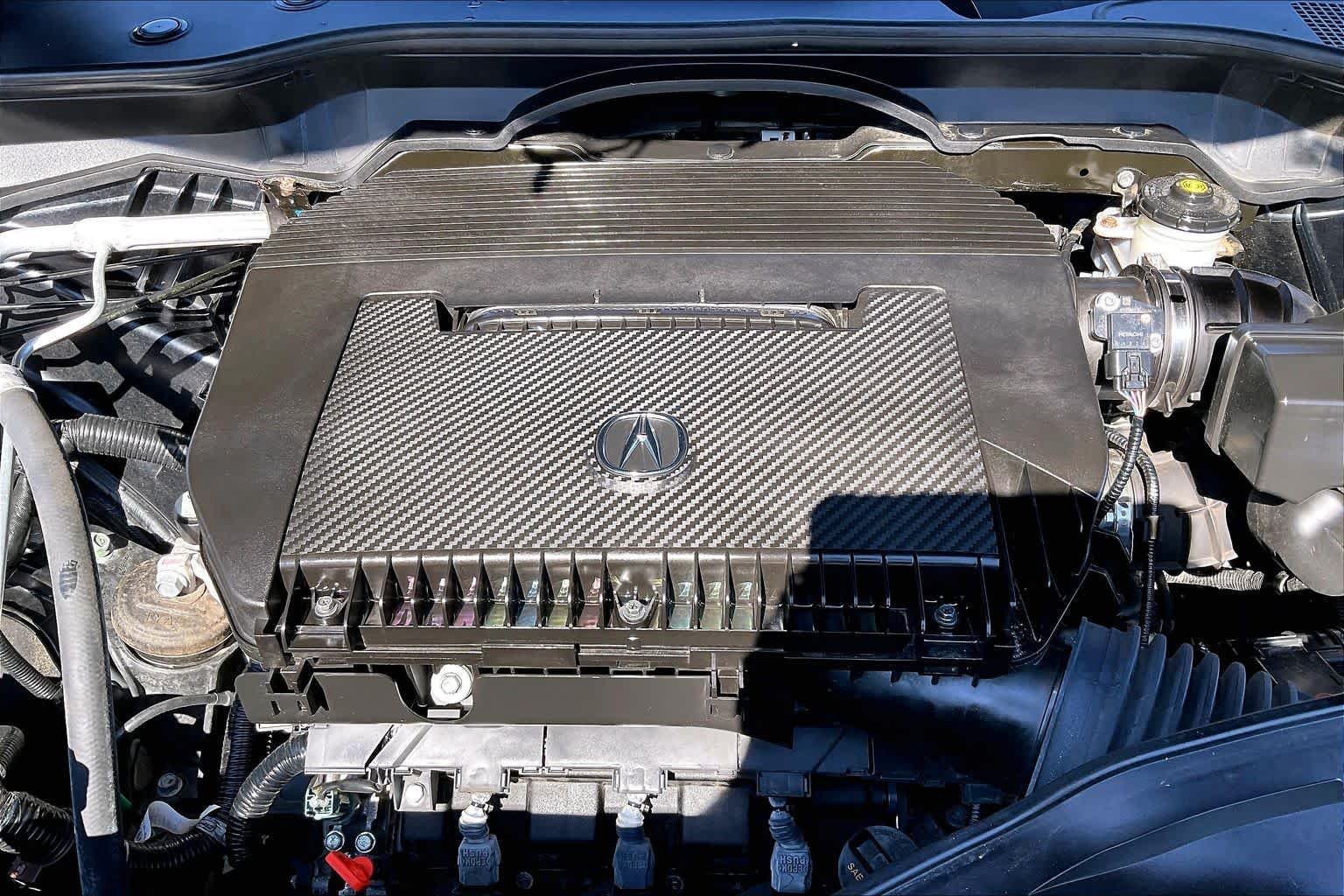 Used 2024 Majestic Black Pearl Acura  image 29