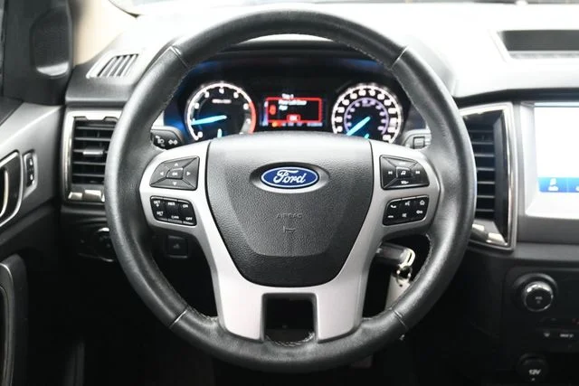 Used 2022 Oxford White Ford XLT image 23