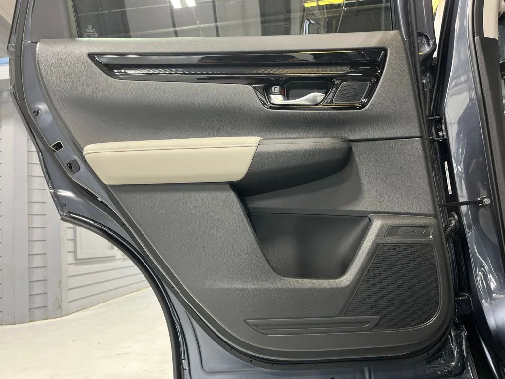 Used 2026 Meteorite Gray Metallic Honda EX-L image 26