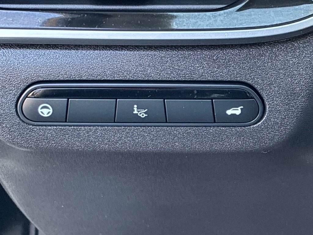 Used 2023 Black INFINITI LUXE image 29