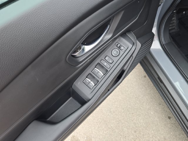 Used 2024 Gray Honda Sport image 11