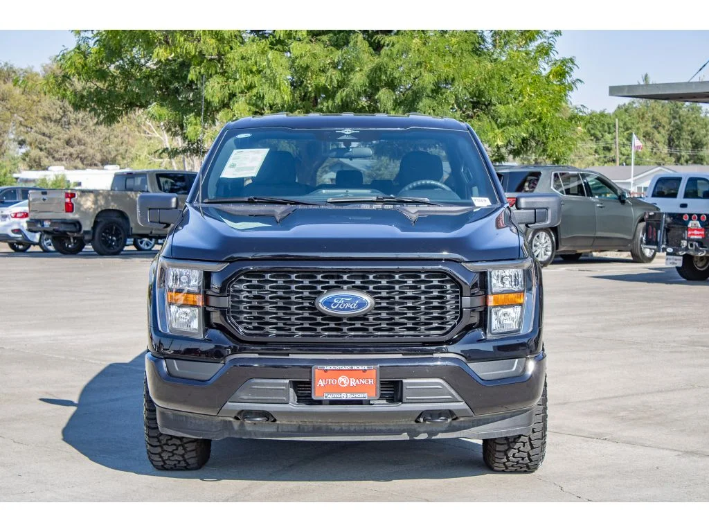 Used 2023 Agate Black Metallic Ford XL image 3