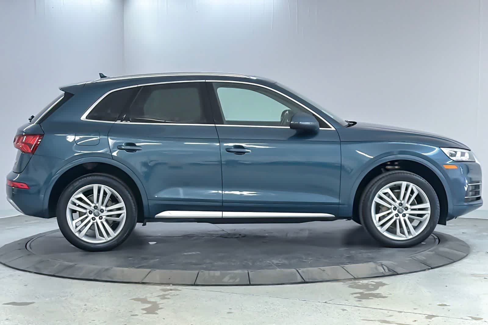 Used 2018 Blue Audi Tech Prestige image 8
